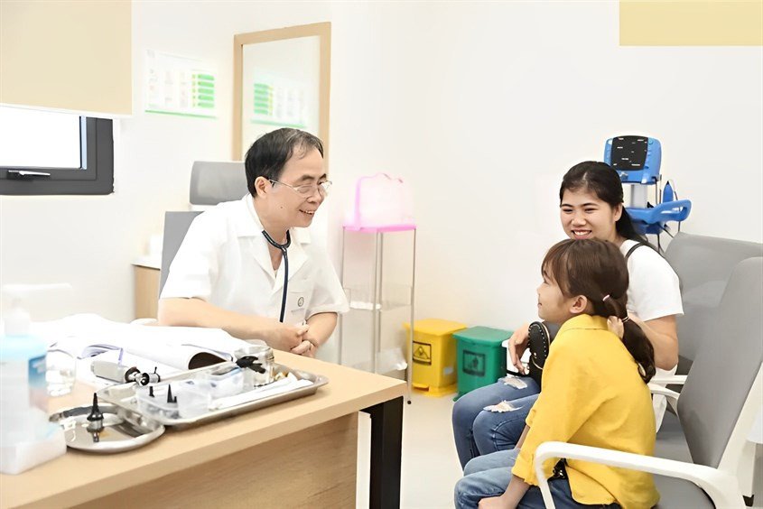 Bác sĩ Dương Bá Trực - Một chuyên gia nhi khoa uy tín