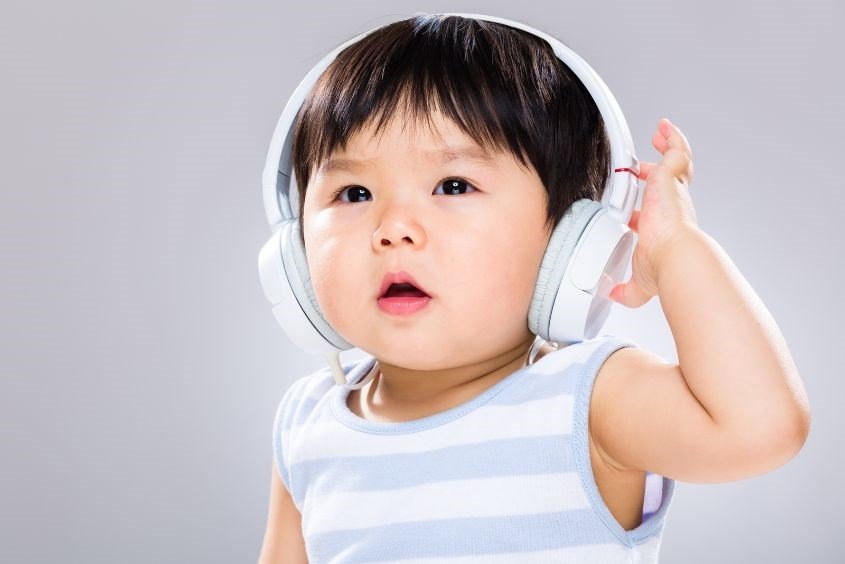 Cách đặt tên con trai đẹp nhất họ Hoàng mang ý nghĩa quyền quý