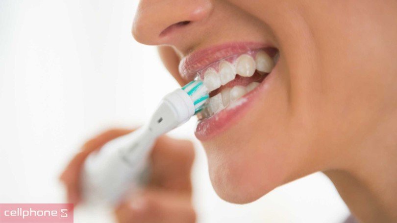Cách dùng bàn chải điện Oral B: Kỹ thuật chải