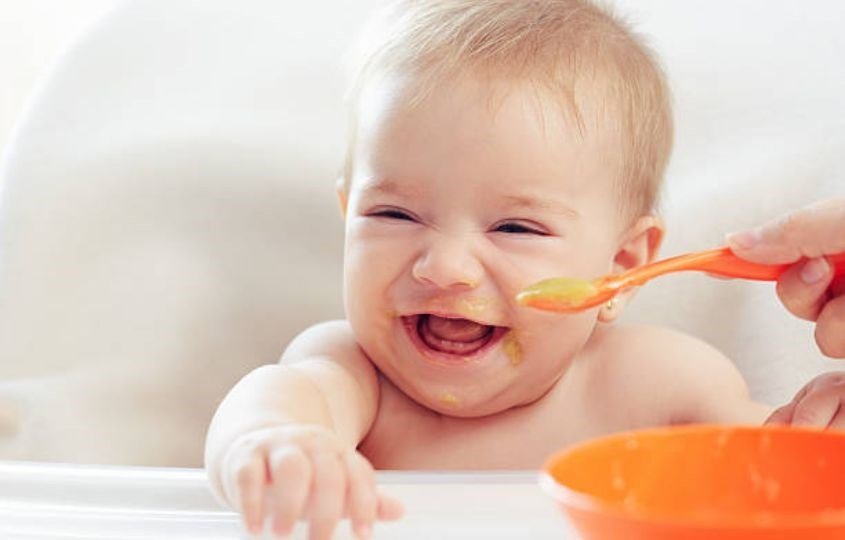 Kinh nghiệm pha bột ăn dặm Aptamil với sữa công thức hiệu quả