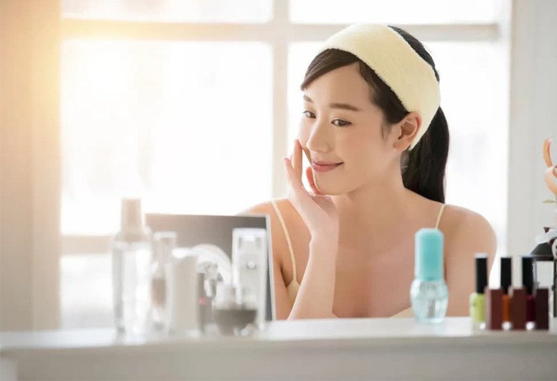 Làn da rạng rỡ sau khi sử dụng các sản phẩm tinh chất nhau thai cừu, cải thiện thâm nám