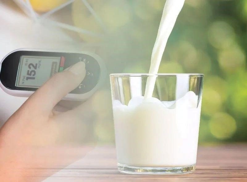 Ly sữa dinh dưỡng hỗ trợ kiểm soát đường huyết cho người tiểu đường