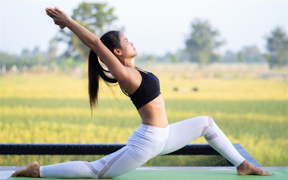 Minh họa lối sống năng động kết hợp dùng vitamin E của Úc để cải thiện sức khỏe