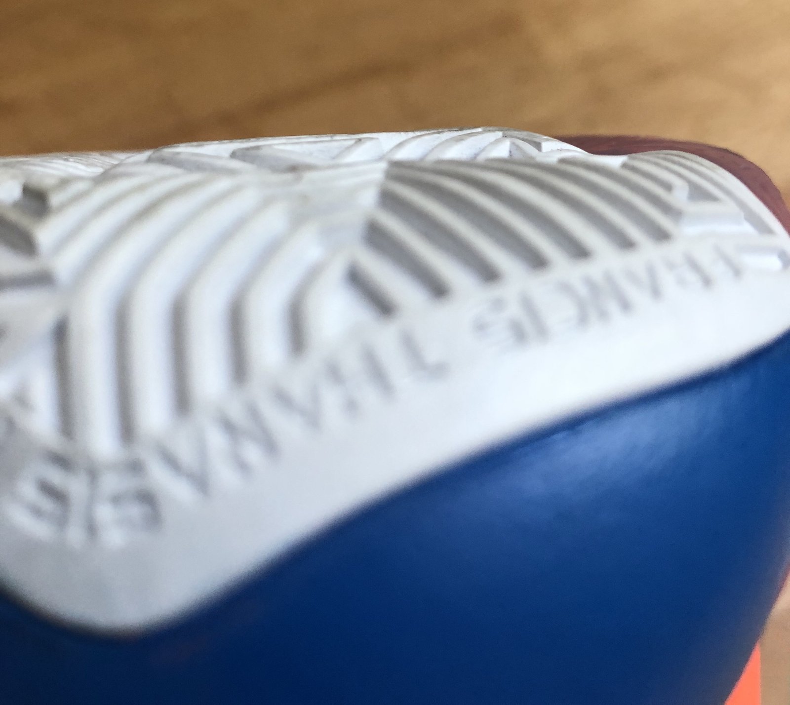 Mô tả bộ phận Zoom Air được nâng cao trong gót giày Nike Zoom Freak 1