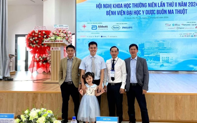 Phòng khám nhi Dâu Tây - Bs Ngọc Lan