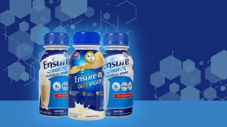 Sữa Ensure dạng nước tiện lợi, hỗ trợ xương khớp chắc khỏe cho người già