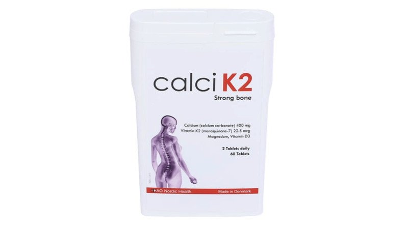 Thuốc bổ sung canxi Calci K2 được nhiều người lớn tin dùng để tăng cường sức khỏe xương