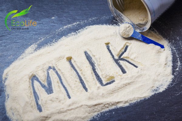 Tiệt trùng dụng cụ pha sữa Aptamil Anh sạch sẽ
