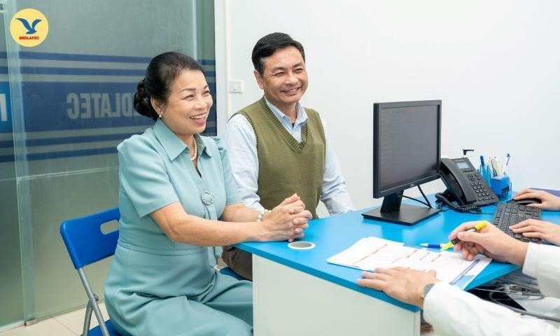 Tư vấn y tế về chế độ dinh dưỡng và sữa dành cho người tiểu đường