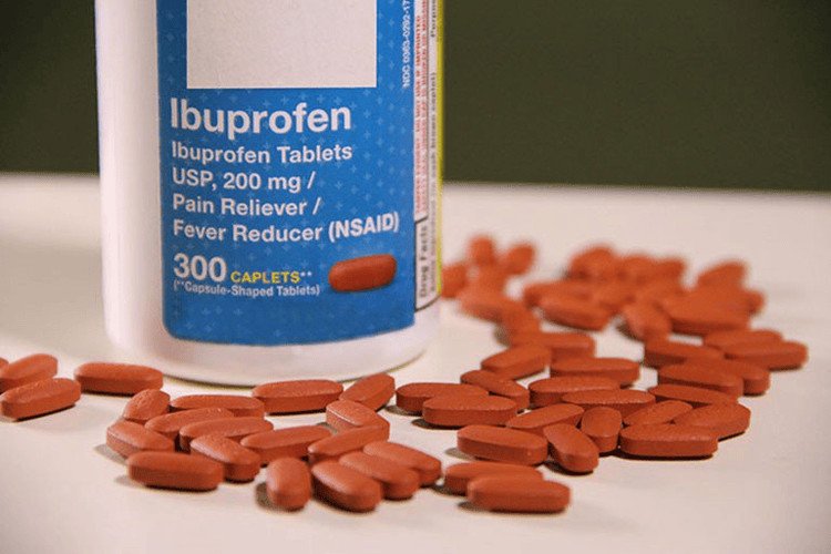 Viên thuốc ibuprofen 200mg giúp giảm đau và hạ sốt hiệu quả
