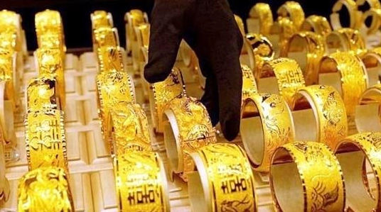 Biểu đồ giá vàng thế giới ảnh hưởng đến giá vàng trong nước