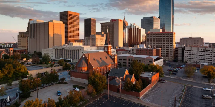 Oklahoma 2026: Khám phá Vùng đất Cất cánh và Cơ hội Đầu tư Cảnh quan công nghiệp Oklahoma