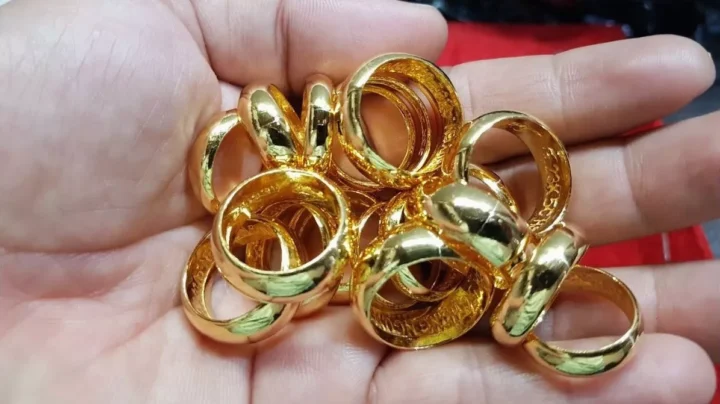 So sánh các loại vàng