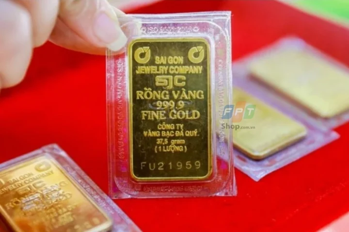 So sánh lợi tức đầu tư vàng và các kênh khác
