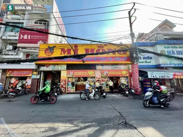 Trang sức vàng lấp lánh tại Kim Phát Bà Chiểu